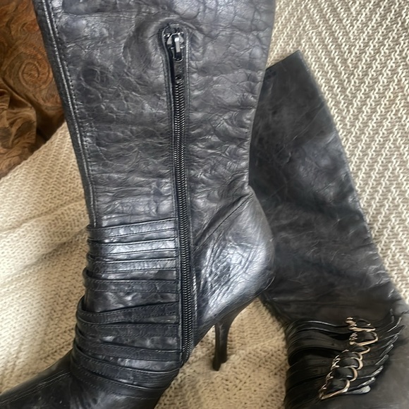 Bebe vintage leather buckle boots 7.5 - Picture 7 of 9